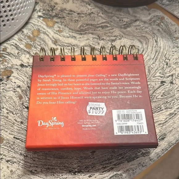 Jesus Calling Inspirational DayBrightener enjoying peace in his presence - Picture 2 of 3